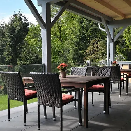 Zum Rebhang Vendégház 3*